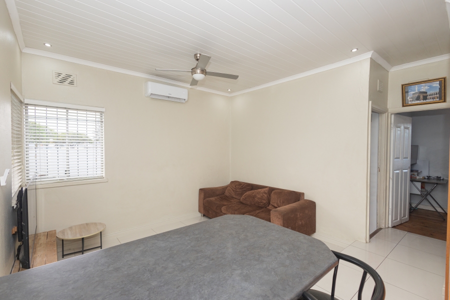 2 Bedroom Property for Sale in Ruyterwacht Western Cape